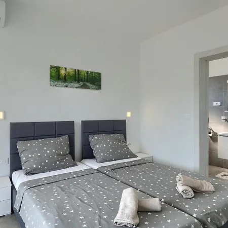 Edis Prázdninový dům Pula